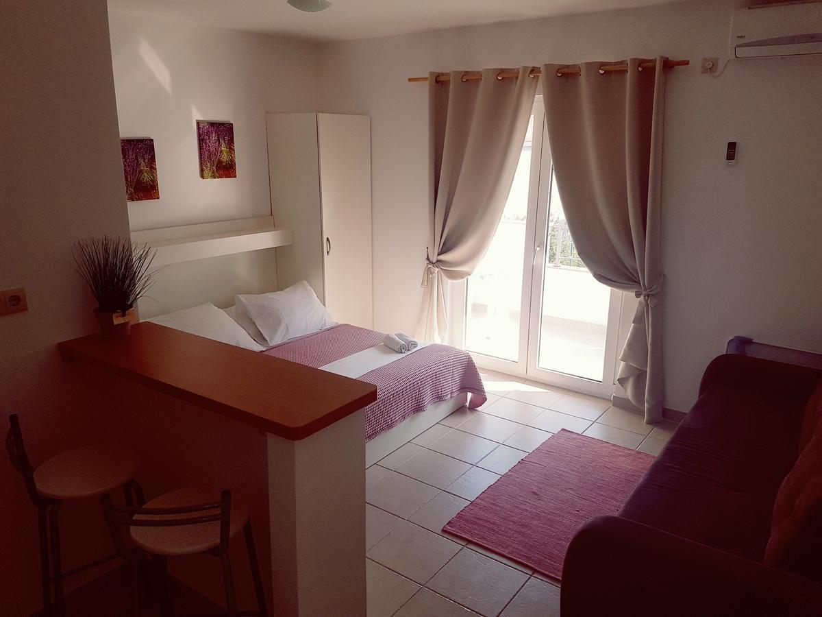 Apartment Luna Drvenik  Luaran gambar