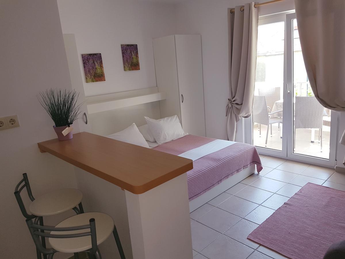 Apartment Luna Drvenik  Luaran gambar